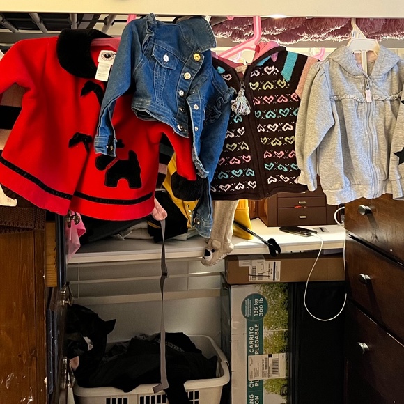 Baby Sweaters 6-12-18 months - Picture 1 of 9